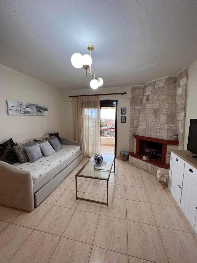Nice Apartment With Amazing Views Kriopigi Quarto foto